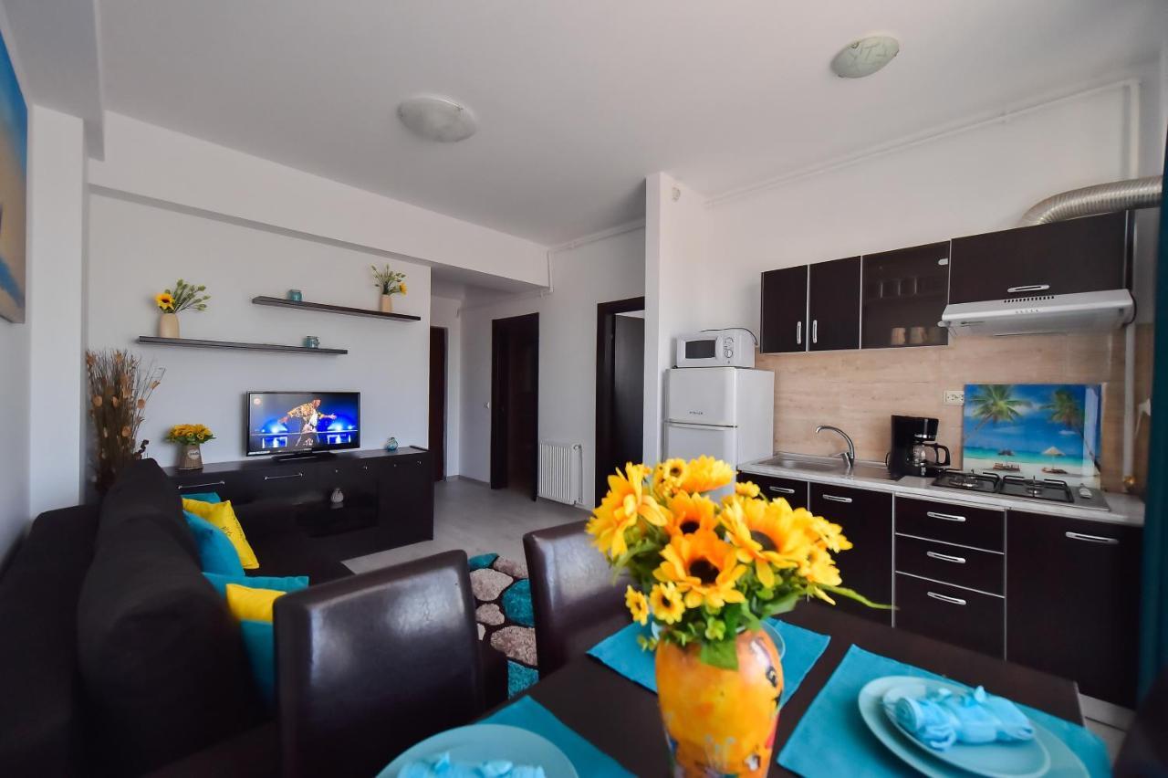 Apartment Summerland Mamaia Exterior foto